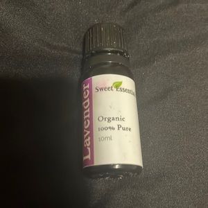 ❤️Brand new ❤️organic Lavender 100% pure oil